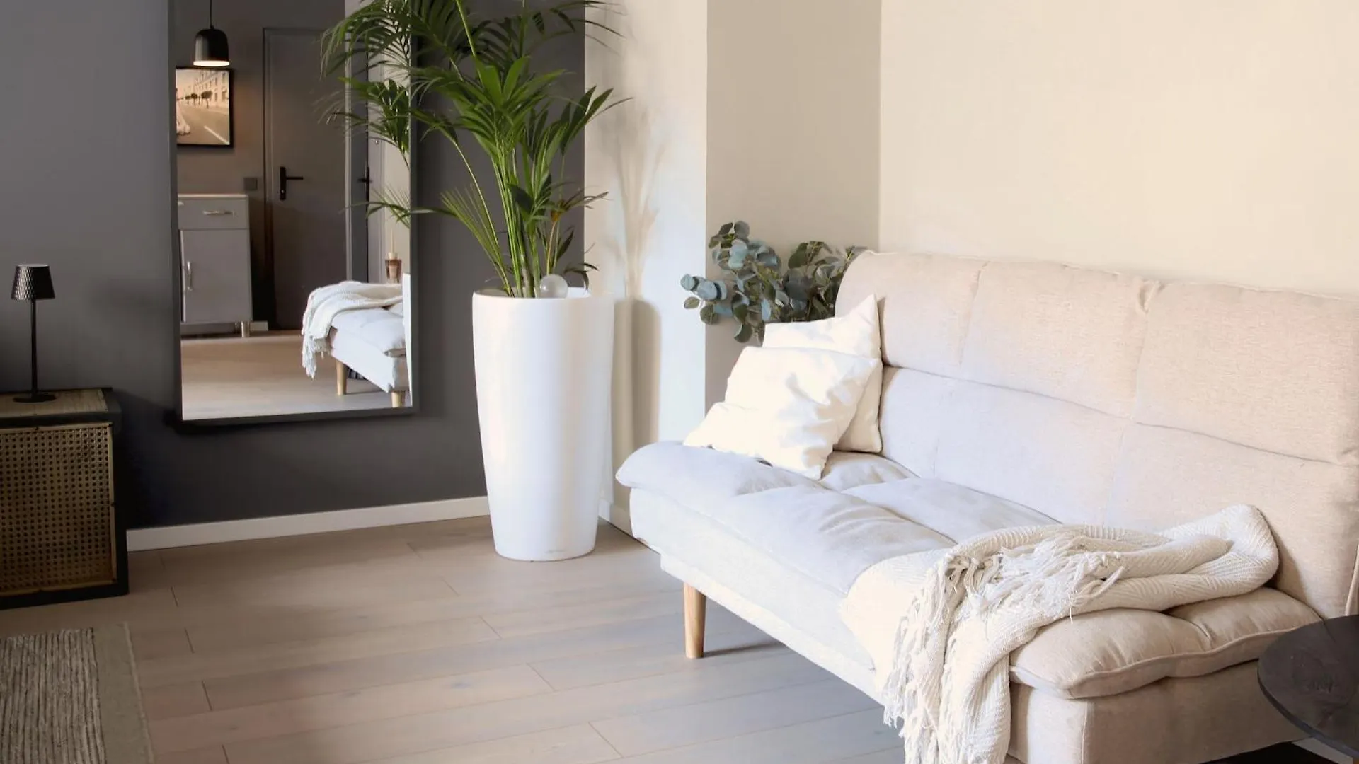 4Ty3 Apartments - Stadtpark City Apartment Is Calling Vienna Austria