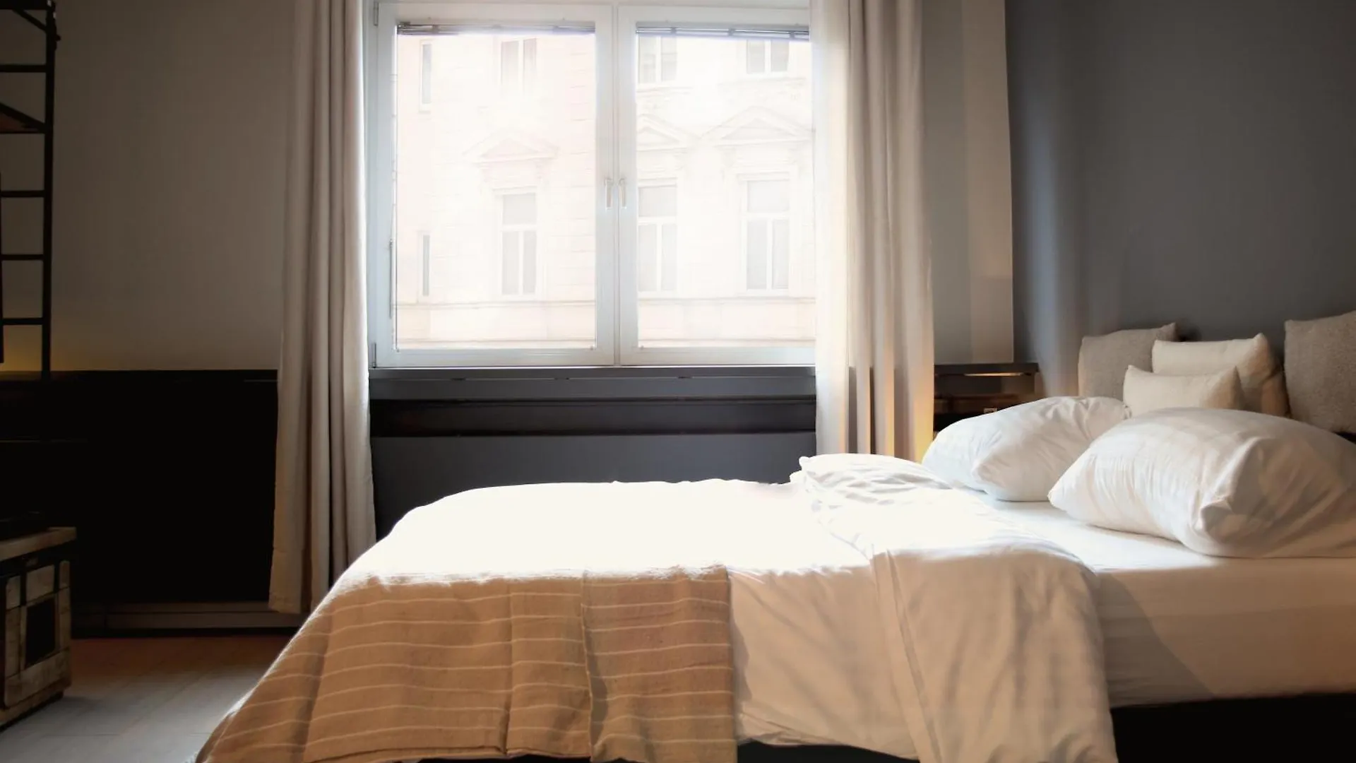 4Ty3 Apartments - Stadtpark City Apartment Is Calling Vienna 0*,  Austria