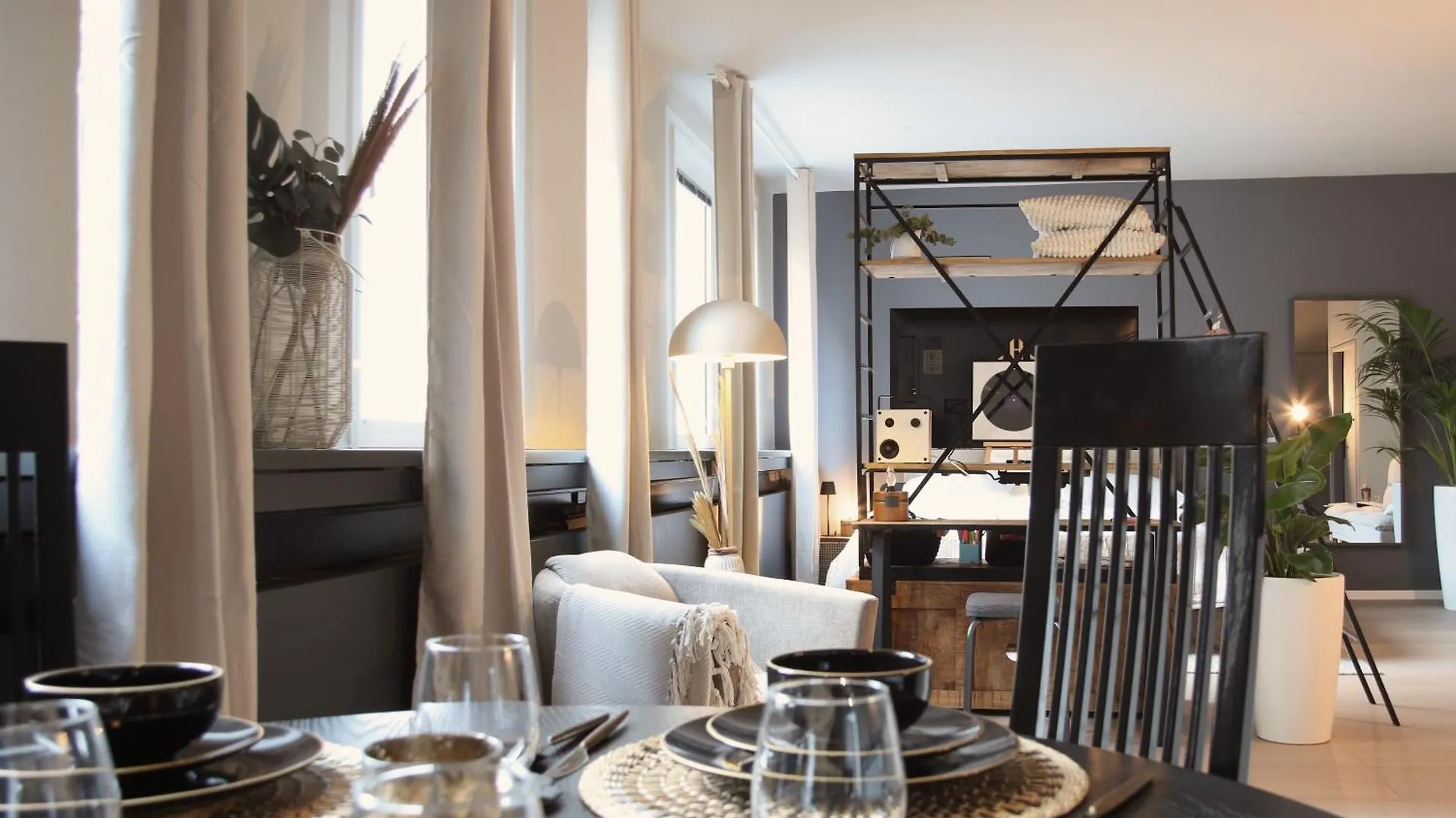 4Ty3 Apartments - Stadtpark City Apartment Is Calling Vienna